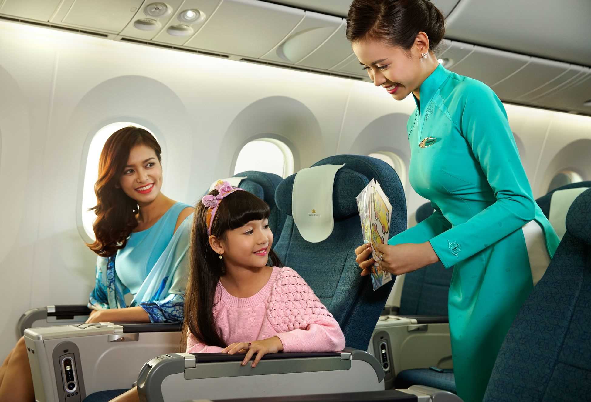 Vietnam Airlines links Australia to Paris via two main routes: Melbourne and Sydney