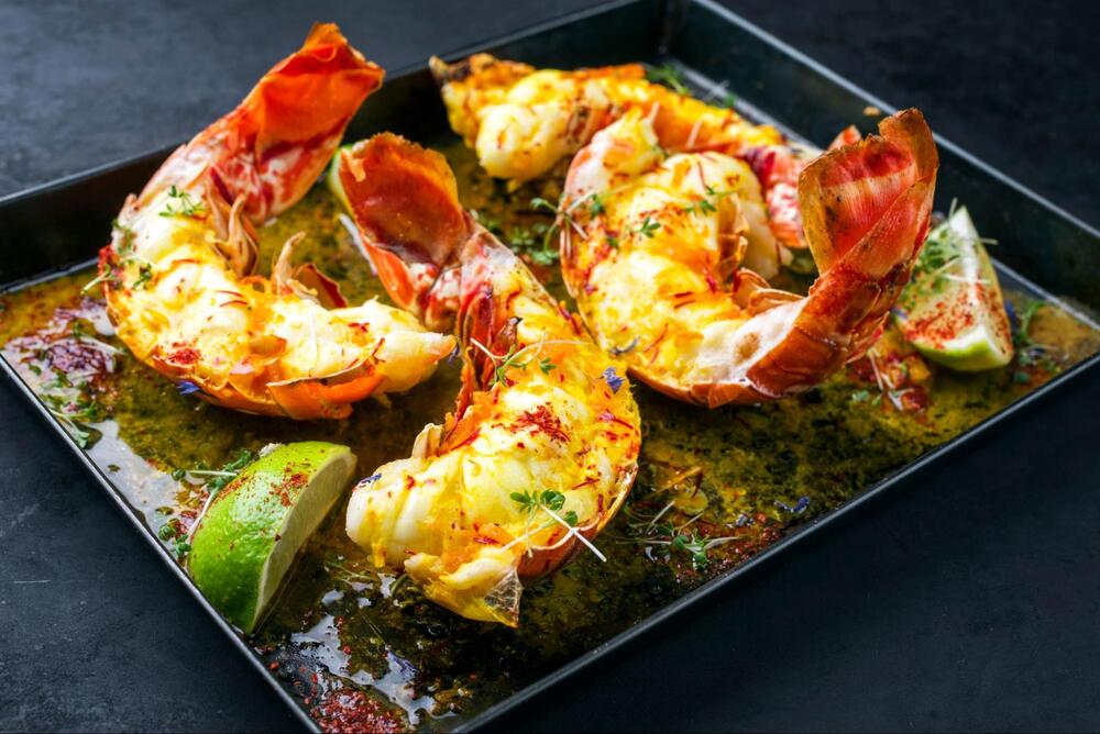 Top 12 quán hải sản Phú Quốc tươi ngon nức lòng thực khách