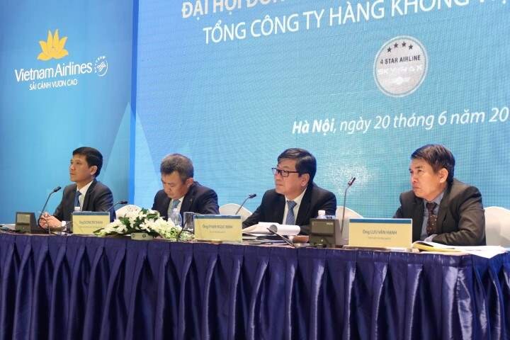 Cac thanh vien Ban Chu toa