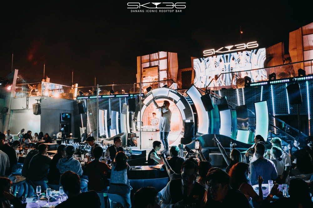 The drink selection is equally premium, guests can indulge in elite champagnes, luxury spirits, and signature cocktails. For daily happy hours from 6:00 PM to 9:00 PM, guests can enjoy exclusive drink combos featuring cocktails, mocktails, Corona packs, and bar bites, ideal for unwinding after work or kicking off a night out. Whether lounging under the stars or dancing the night away, every moment at Sky36 is accompanied by impeccable service and sophisticated surroundings.