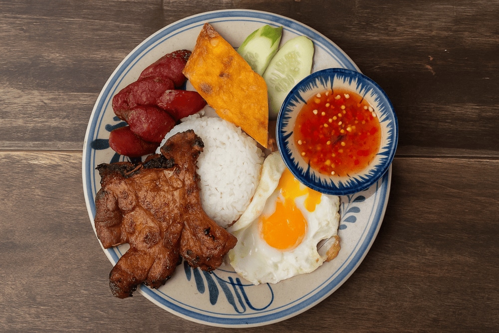 The rice is made from premium broken grains and served with golden grilled pork and well-balanced fish sauce