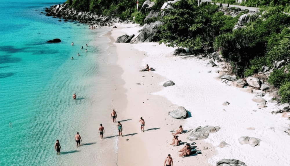 Bai Chong Beach is known for its clear blue waters, making it a top spot for diving and coral viewing on Cham Island
