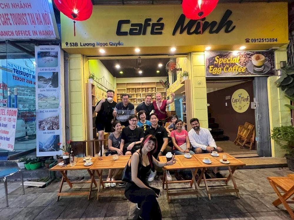 A local hangout that serves authentic coconut coffee with a budget-friendly price tag