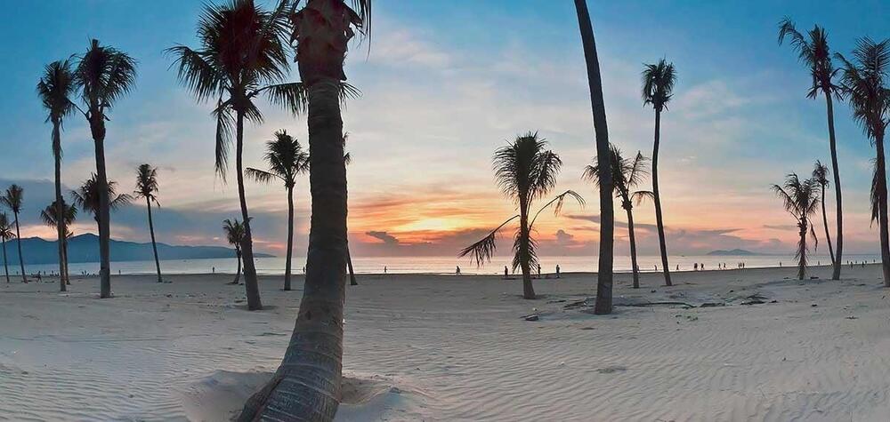 Bac My An beach is close to Da Nang centre