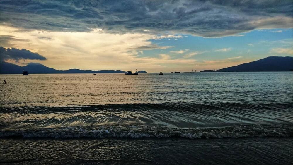 Like its name, Thanh Binh beach is peaceful with calm waters and less crowds