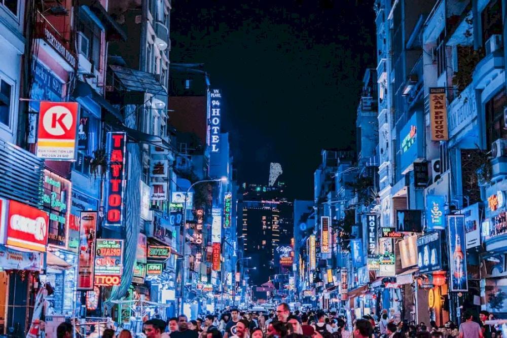 The area is also full of budget accommodation options, making it popular among travelers