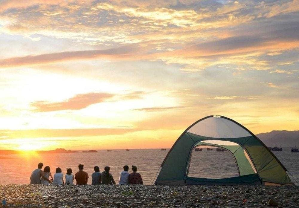 Camping at Doc Let Beach is an unforgettable experience for nature enthusiasts and those seeking a break from city life