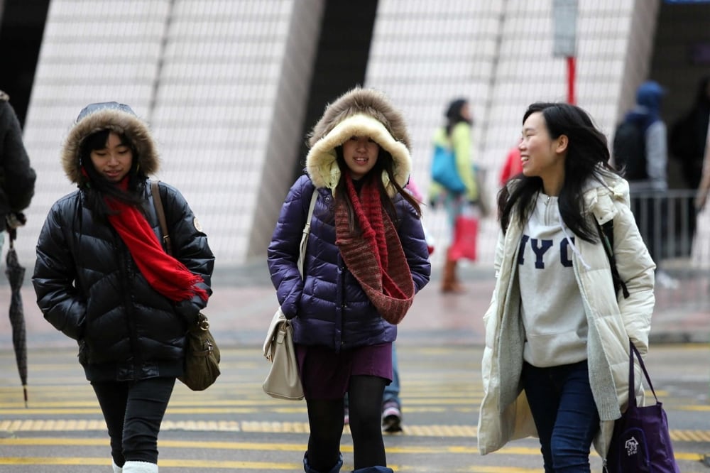 Winter essentials in Hong Kong: umbrella, sunscreen, and personal medications