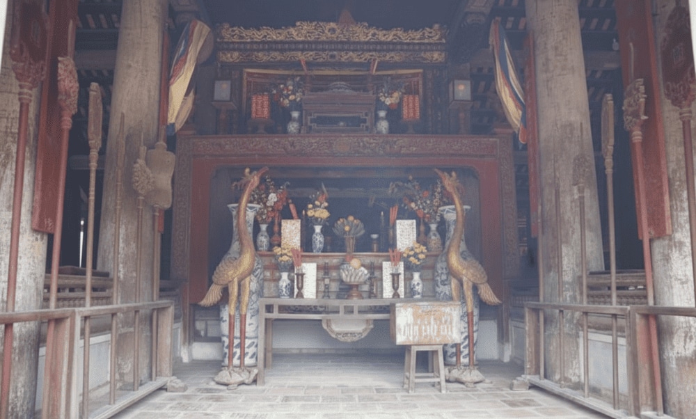 Mong Phu Communal House is used for festivals, village meetings, and religious ceremonies