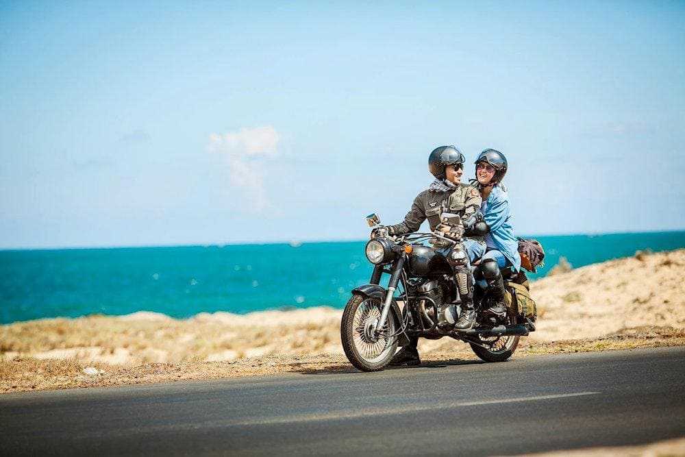Adventurous travelers, solo riders, or couples who want to enjoy a more immersive and flexible journey can use motorbike