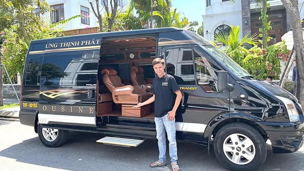 Limousine may not be the best choice for budget travelers or those who don’t mind using public transport options