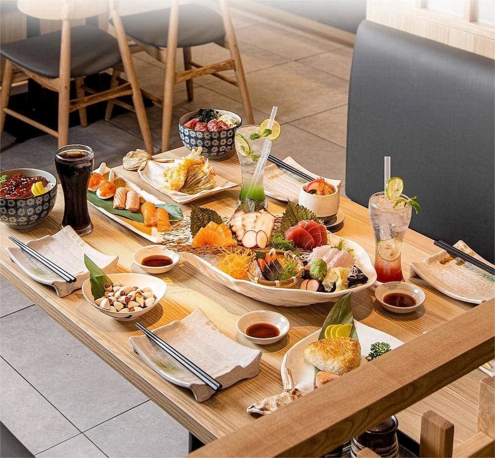 Sushi Kei is the must-visit Japanese restaurant in Hanoi if you are a sushi or sashimi lover (Source: Fanpage Sushi Kei)