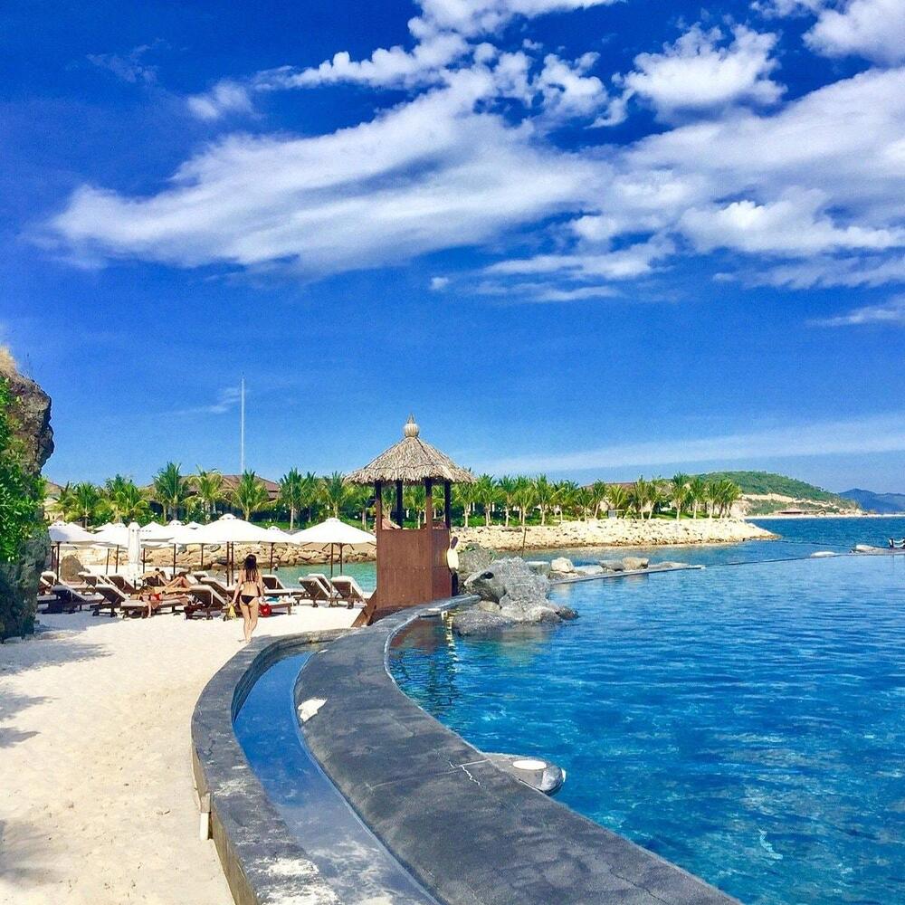 Besides mud bath, you can enjoy top-notch facilities at Amiana Resort