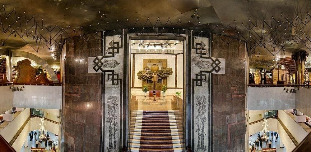 Its architecture is a prime example of the colonial style that once defined much of the city's infrastructure