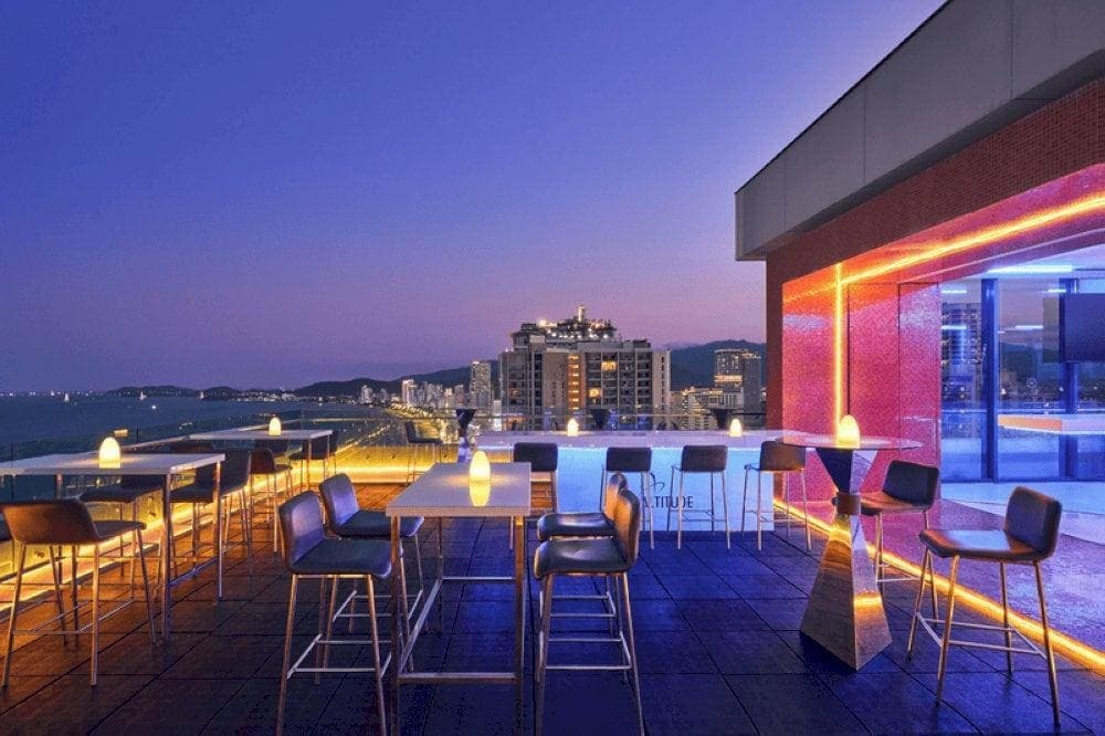 A lively and relaxing space at Nha Trang rooftop bars