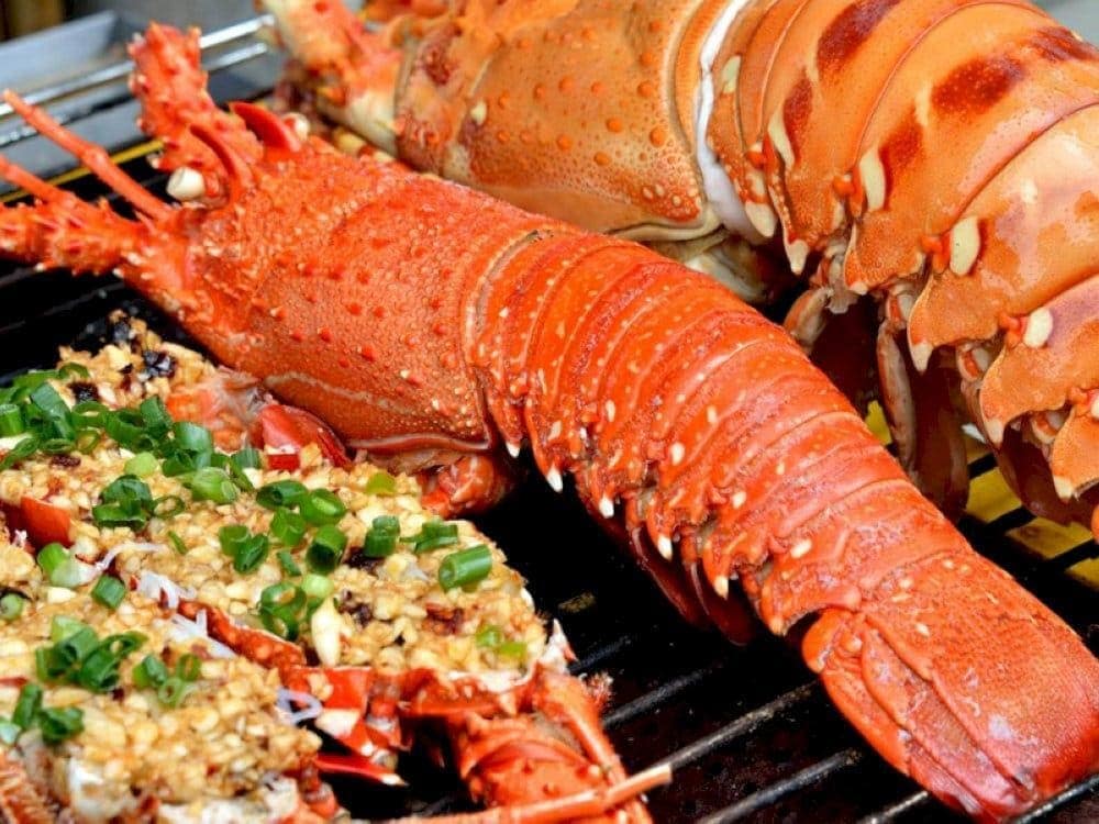 In Nha Trang, seafood isn’t just about the ingredients; it’s also about the unique local dishes that bring out the best flavors of the ocean