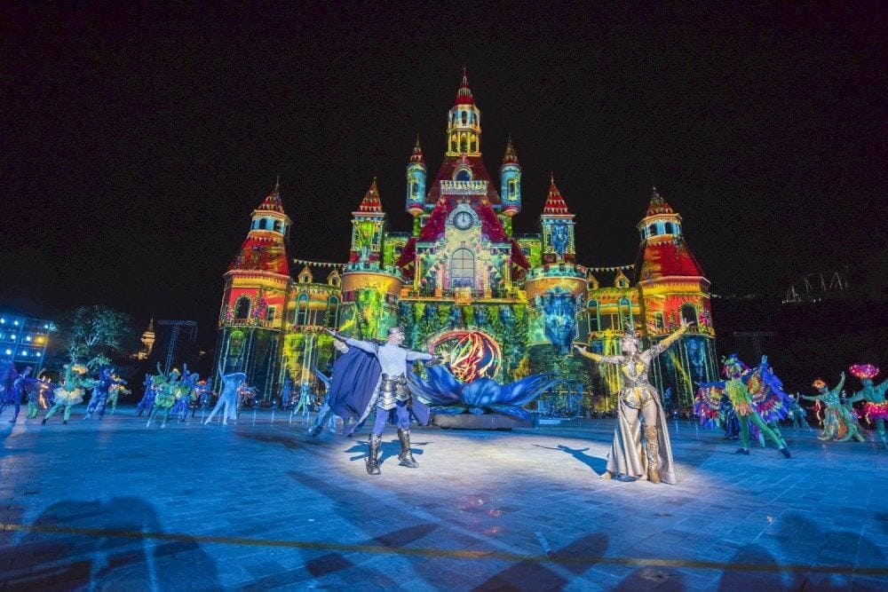 Whether you're with friends, family, or on a romantic date, this show is an unforgettable way to spend your evening