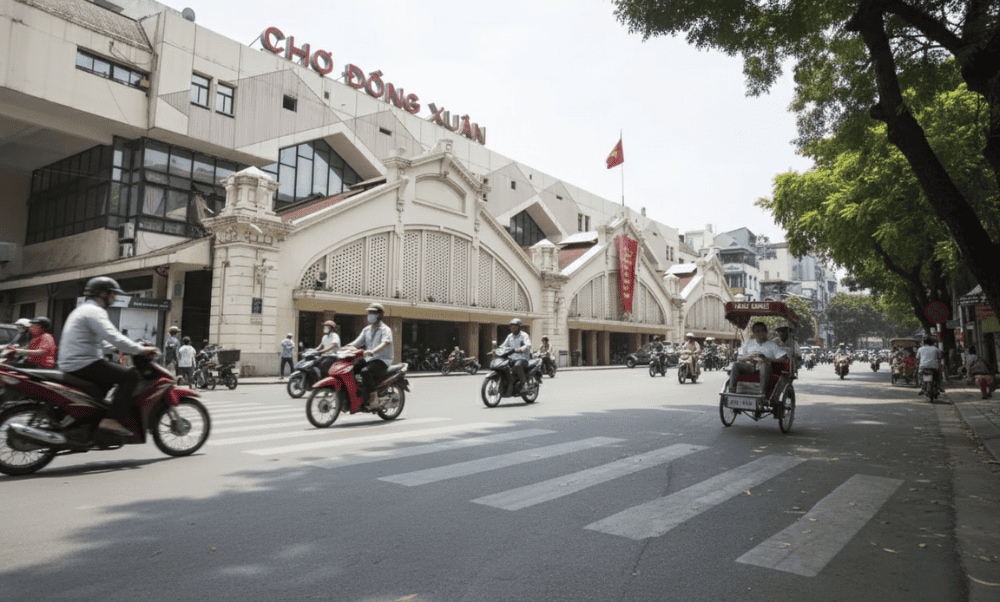 Dong Xuan market is associated with many important historical milestones of the country