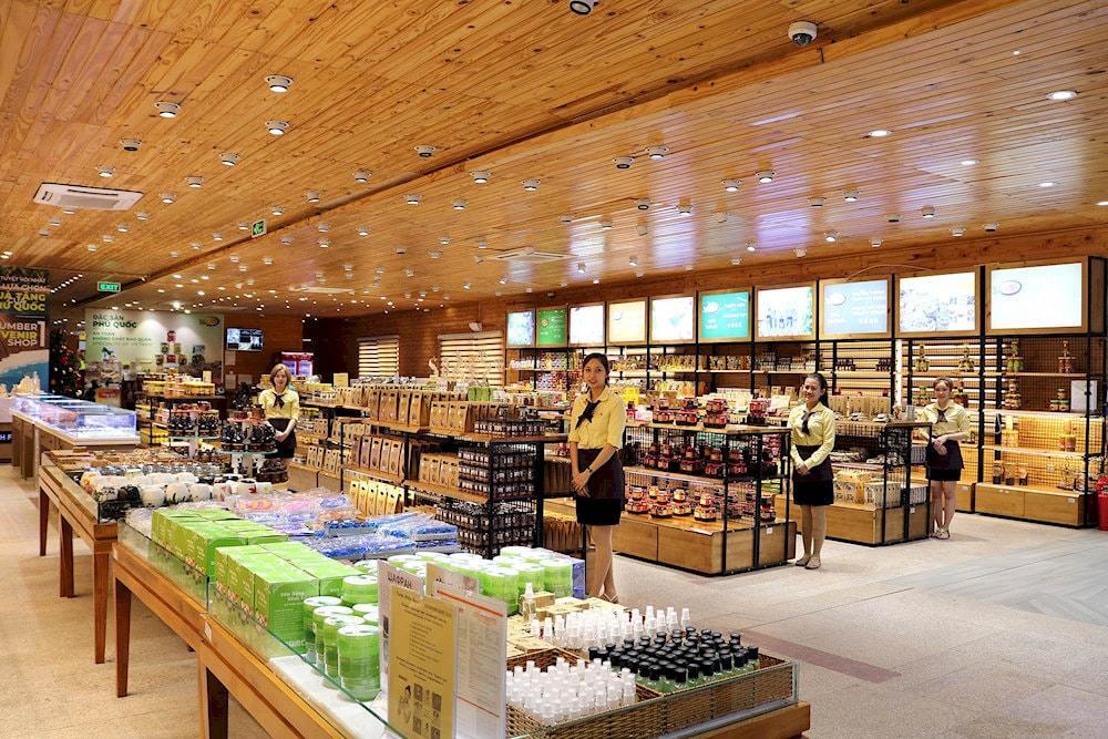 It's where you can find a wide variety of Phu Quoc specialties