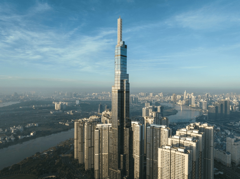 Rising boldly against the Saigon skyline, Landmark 81 is Vietnam’s tallest skyscraper and a symbol of modern ambition (Source: Fanpage Vinpearl Landmark 81, Autograph Collection)