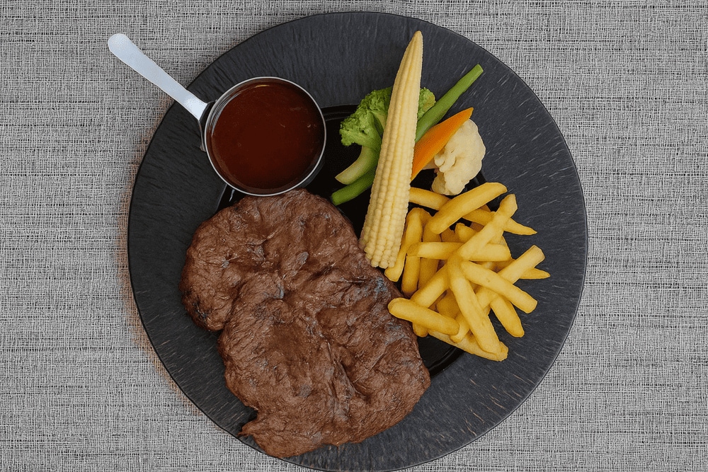 La Libra Steak House proves that sophisticated rooftop dining can be accessible, with prices starting from just VND 69,000