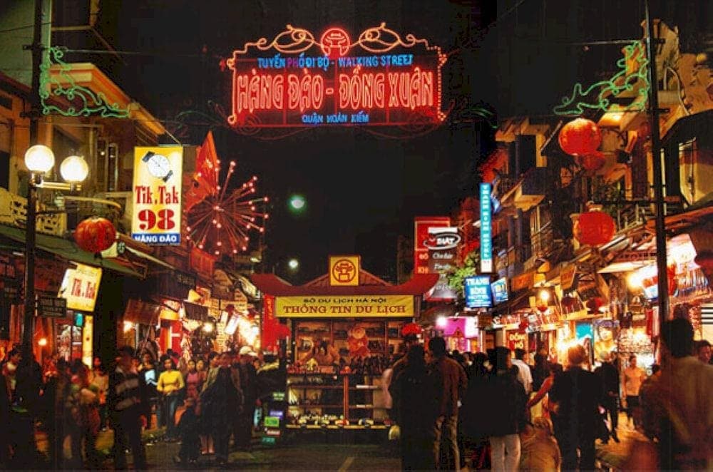 For those who prefer shopping at night, the Hanoi Weekend Night Market is the place to be