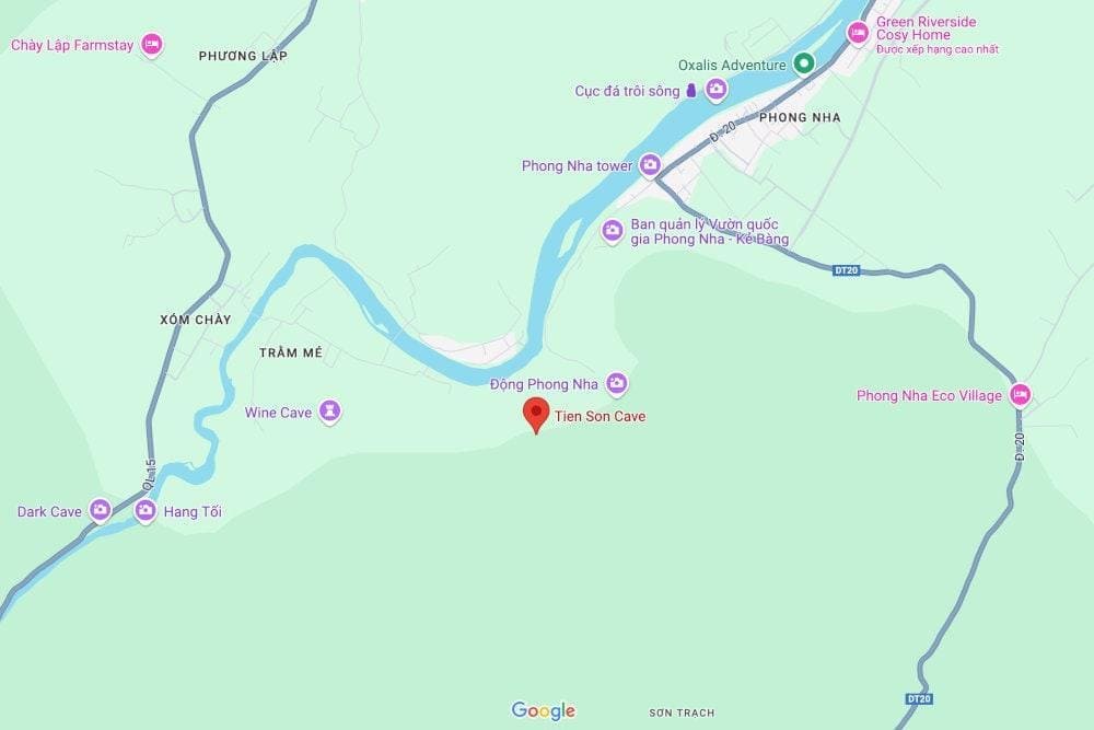 Tien Son Cave is located only a short distance of several dozen meters from Phong Nha Cave