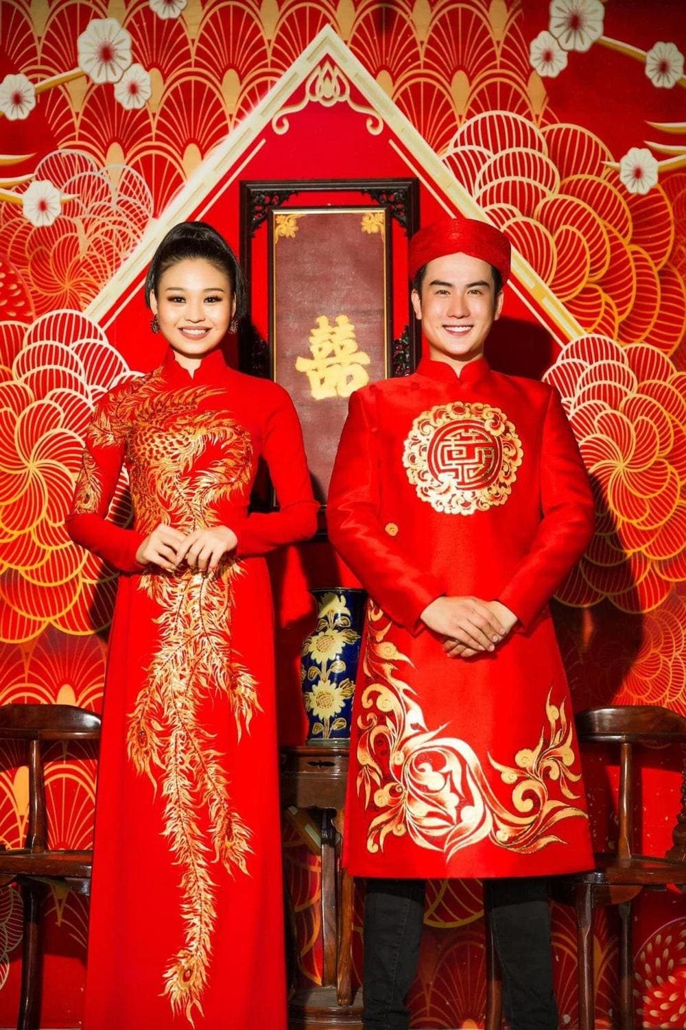 Red symbolizes luck and happiness, so most of the time weddings have the color red