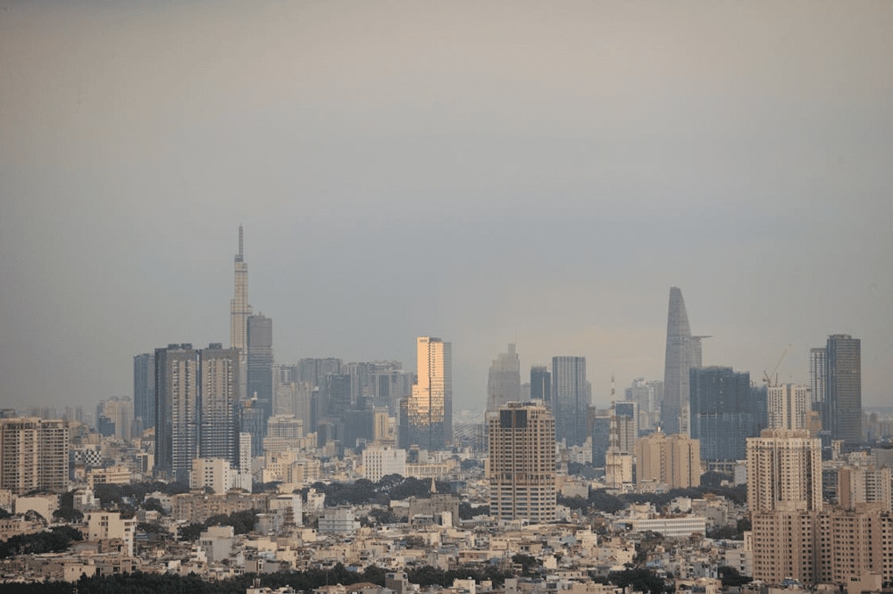 Ho Chi Minh City enjoys the start of the dry season with sunny days, ideal for city tours and rooftop dining (Source: Pexels)