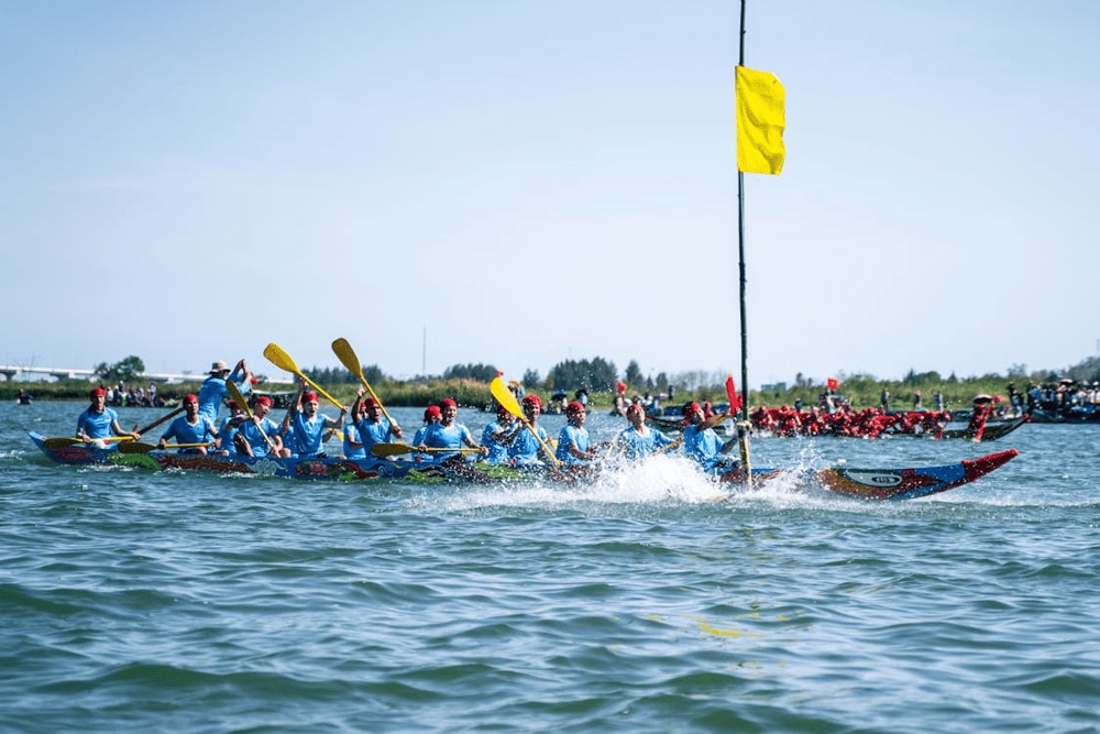 The Ok Om Bok Festival honors the moon and harvest season with traditional boat races and Khmer cultural rituals in southern Vietnam (Source: Pexels)