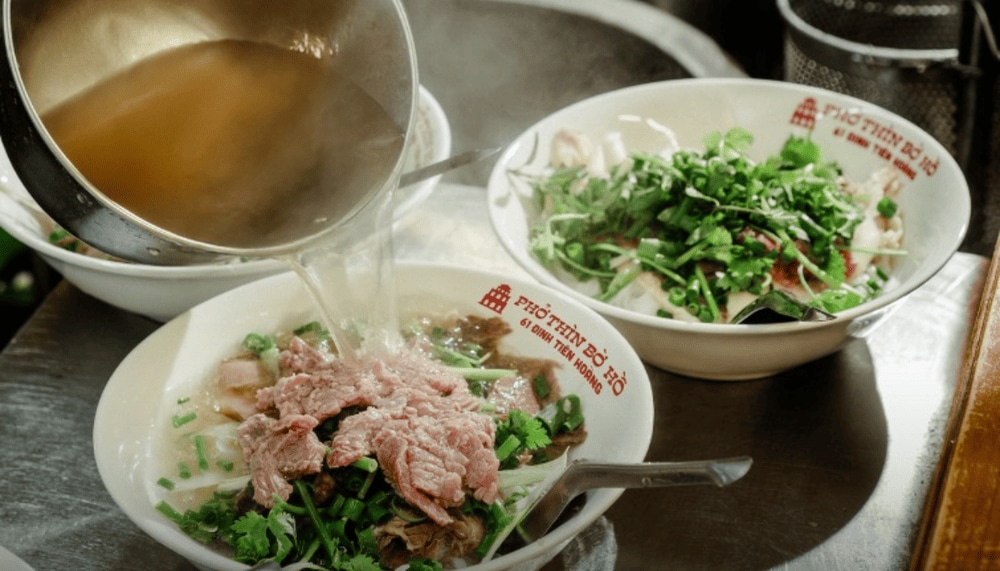 Famous Pho Thin in Hanoi (Source: Fanpage Phở Thìn Bờ Hồ)
