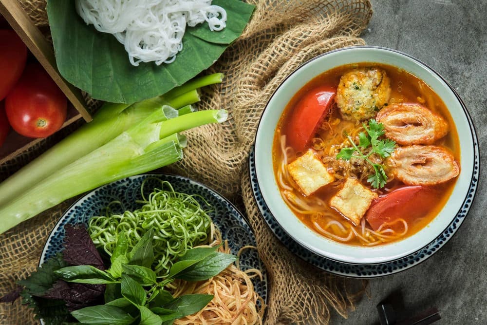 Mỗi món ăn được biến tấu với phong cách riêng nhưng đều mang một hương vị thanh lành đặc trưng của món chay (Nguồn: Ưu Đàm Chay)