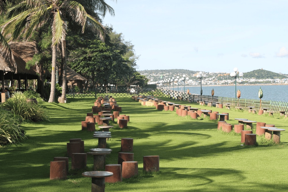 Việc chuẩn bị kỹ lưỡng về vật dụng cá nhân, tìm hiểu điểm đến và giữ gìn vệ sinh sẽ giúp chuyến đi đến bãi biển Đồi Dương thêm phần trọn vẹn (Nguồn: Ocean Dunes Resort)