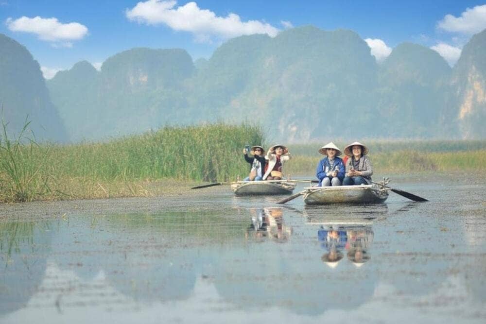 Du khách cũng có thể khám phá thiên nhiên tại Vườn quốc gia Xuân Thủy.