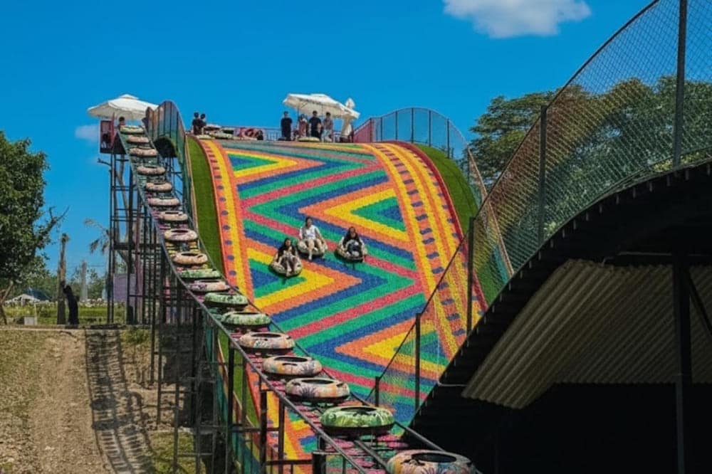 Vui chơi thỏa thích với trò trượt phao khô