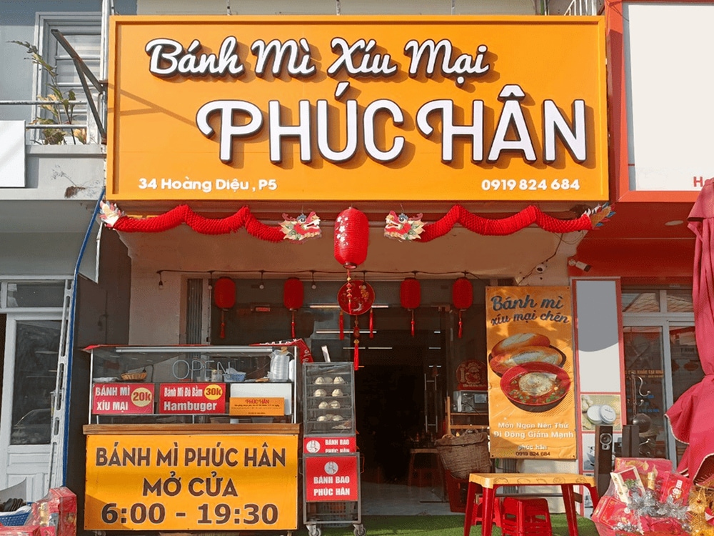 Quán bánh mì xíu mại Phúc Hân nhỏ xinh trên Đường Hoàng Diệu (Nguồn: Bánh Mì Xíu Mại Phúc Hân - Hoàng Diệu - Google Map)