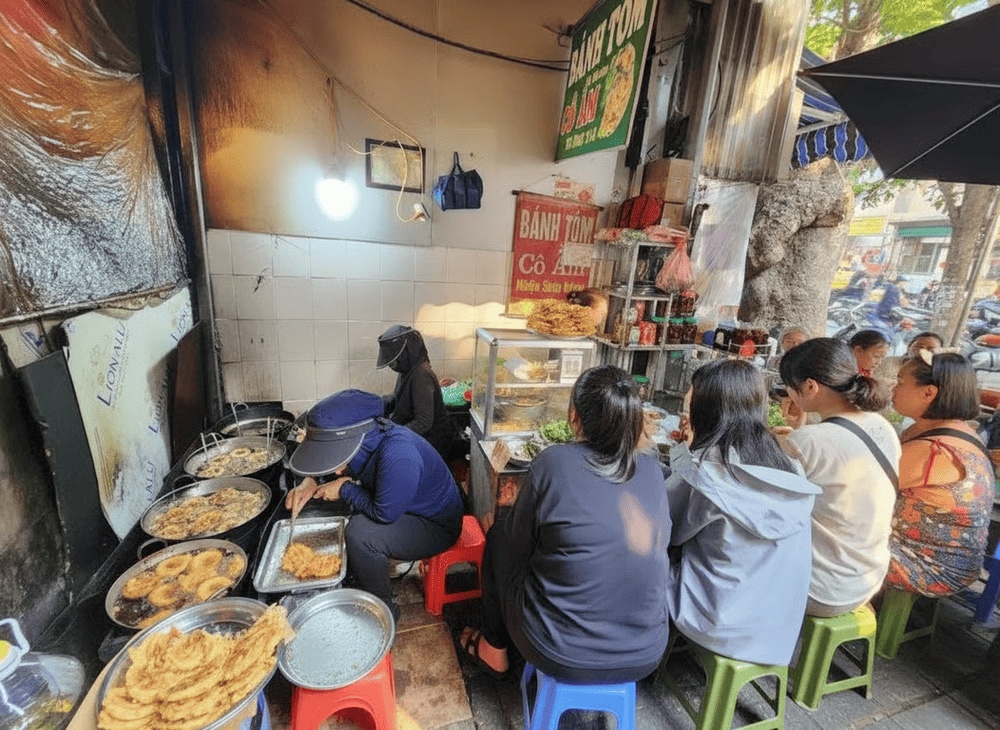 Quán bánh tôm cô Ầm