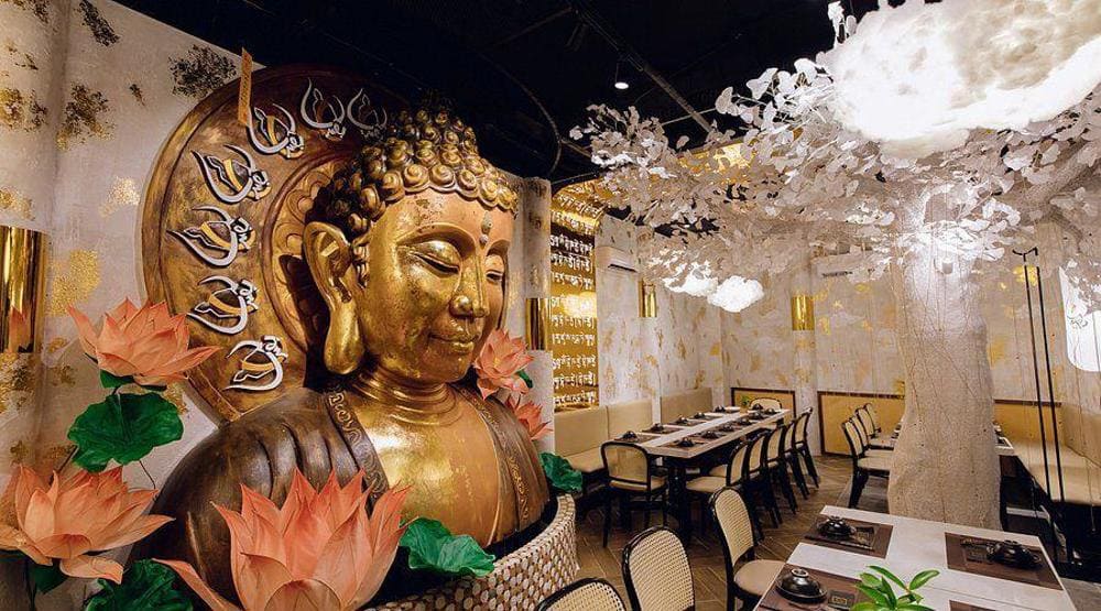 Quán có không gian rất thanh tịnh