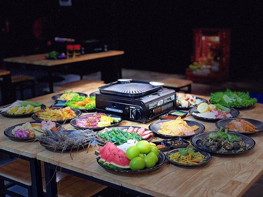 Buffet giá rẻ nhưng khá đa dạng về món