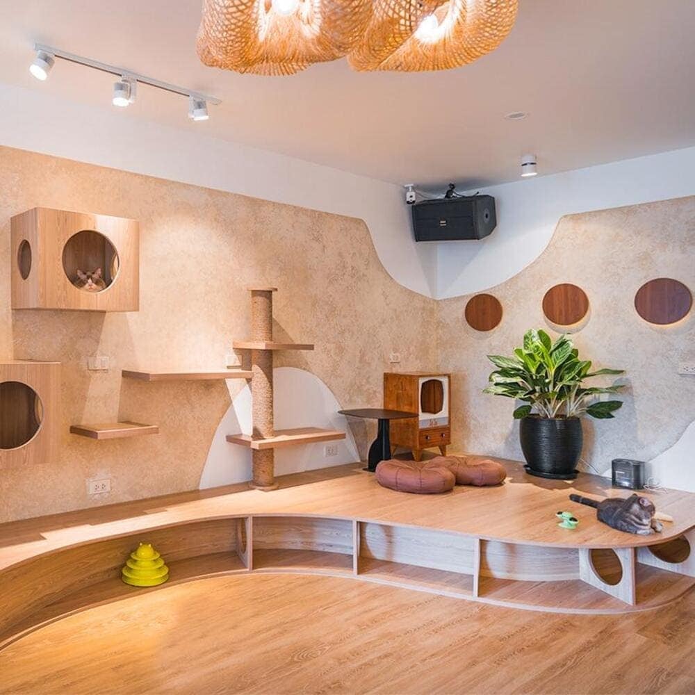 Không gian quán sạch sẽ và thoáng đãng