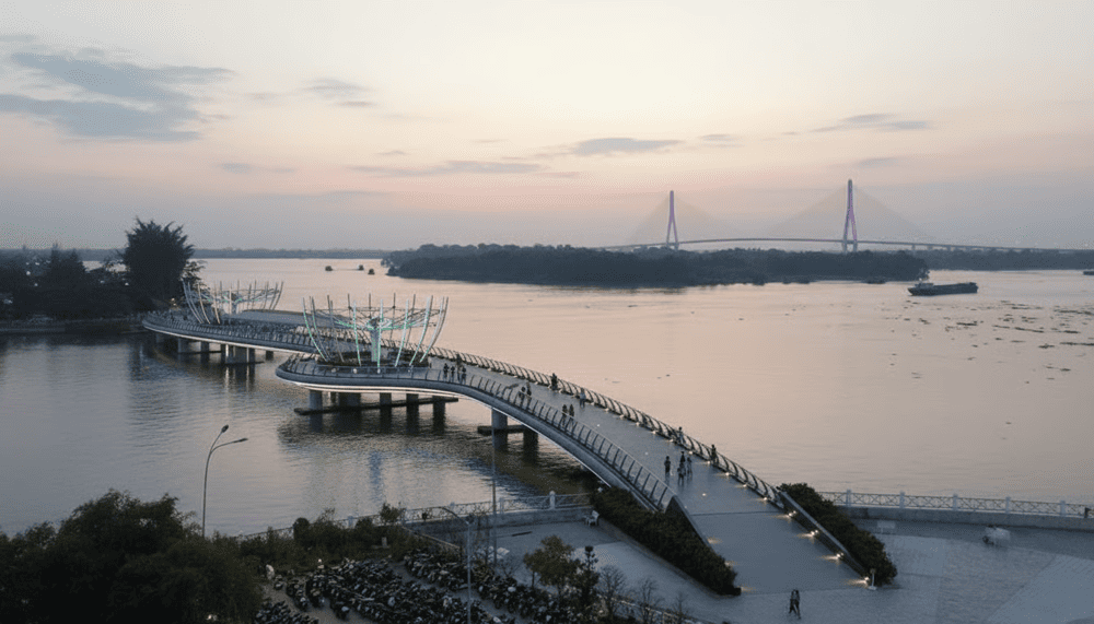 Cầu tình yêu Cần Thơ