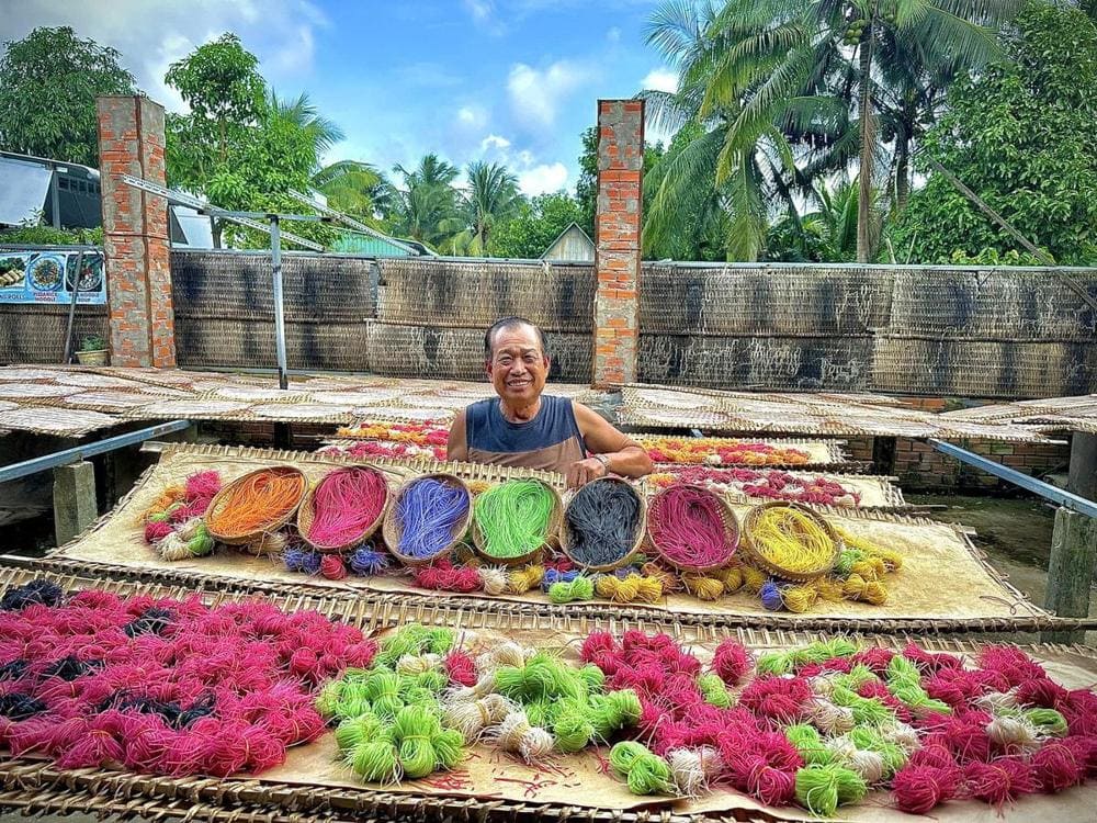 Lò hủ tiếu Sáu Hoài (Nguồn: Lò Hủ Tiếu Sáu Hoài)