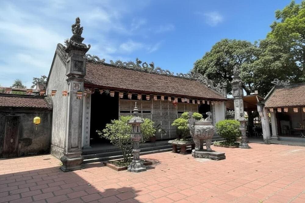 Bái đường của chùa Bà Đanh được thiết kế theo lối kiến trúc cổ kính, đậm nét truyền thống.