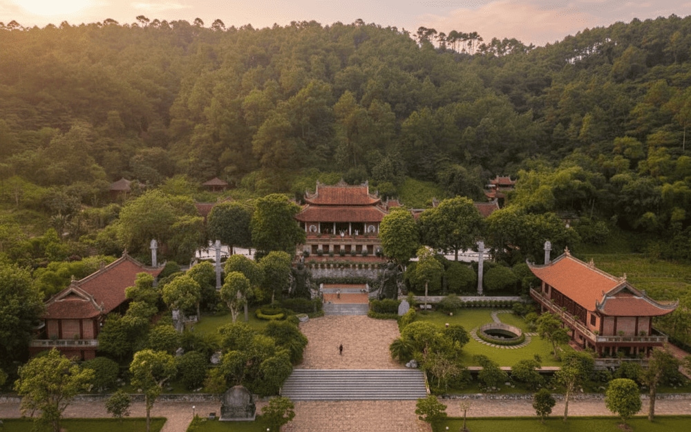 Chùa Địa Tạng Phi Lai tọa lạc tại huyện Thanh Liêm, tỉnh Hà Nam