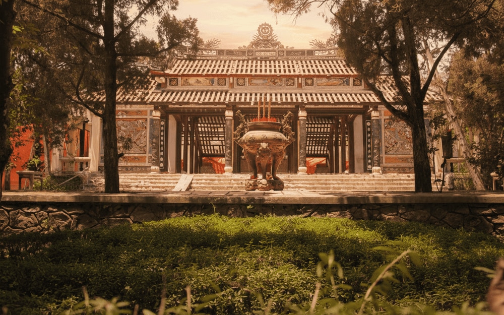 Ngôi chùa cổ kính nổi tiếng với sự linh thiêng