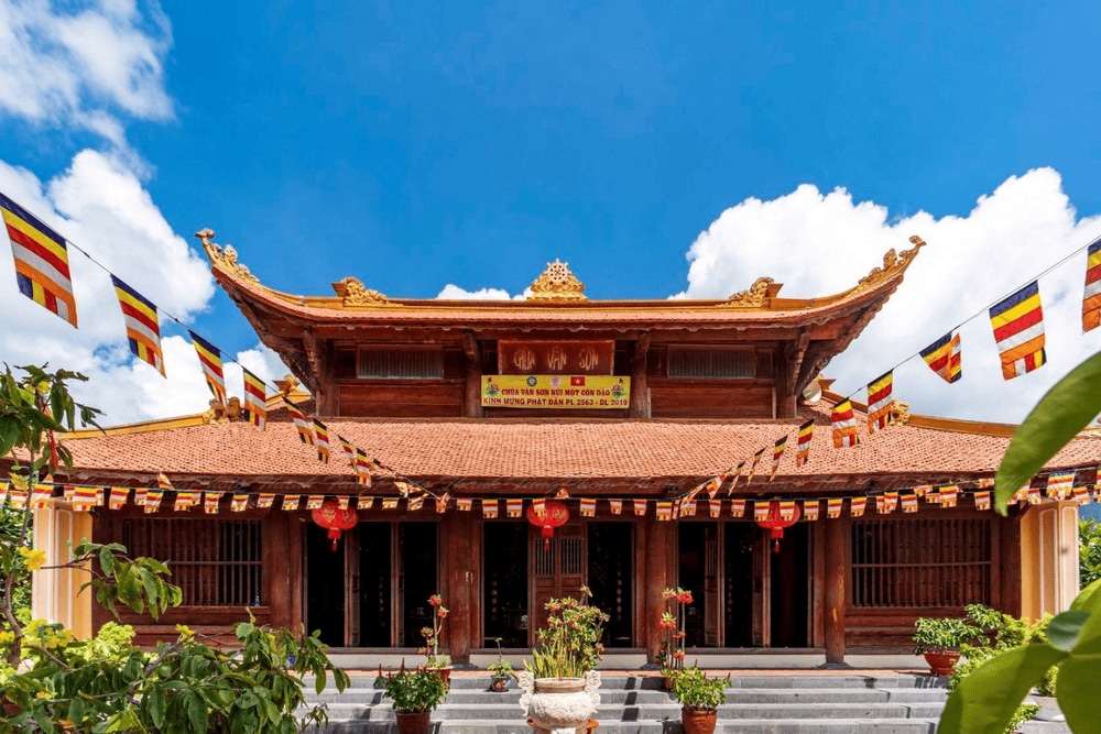 Chùa Núi Một là ngôi chùa duy nhất tại Côn Đảo (Nguồn: Du lịch Côn Đảo)