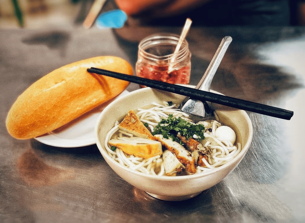 Bánh canh chả cá - Đặc sản Bình Thuận