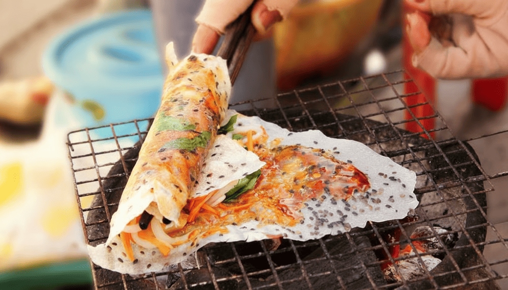 Bánh tráng nướng mắm ruốc