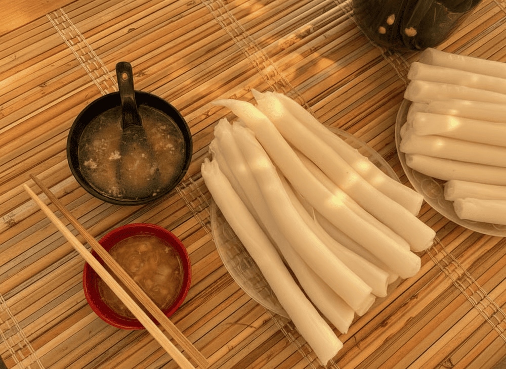 Món bánh này nổi tiếng tại Hạ Long và rất được yêu thích