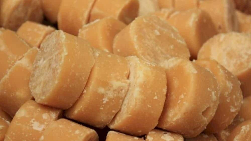 Đường thốt nốt vàng nâu, vị ngọt thanh tự nhiên